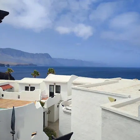 Acera Del Duende-sardina * Gáldar